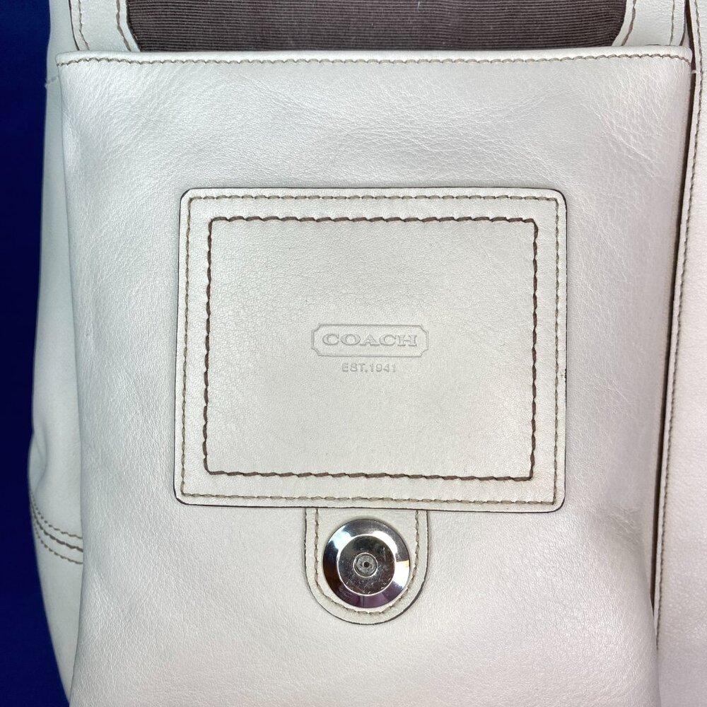 Coach Legacy Leather Pocket Tote | Cindy 🤍  Buckle Front Multi-Compartment 6468 - Picture 7 of 16